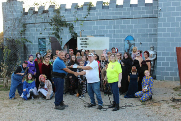Sinister Tombs Haunted House