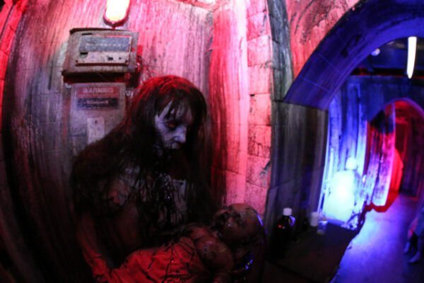 Edge Of Darkness Haunted House