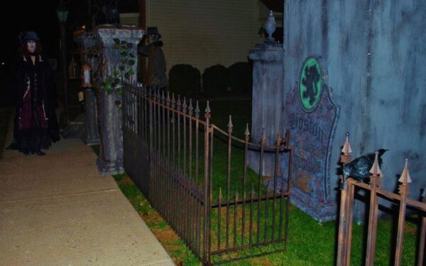 Boston Haunted Manor