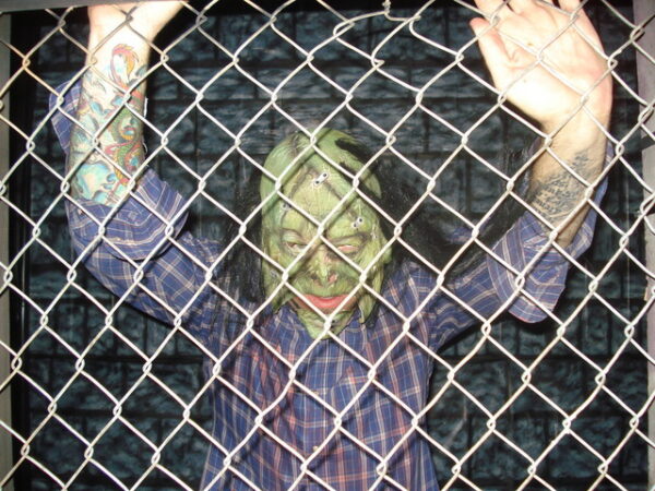 FRIGHTNIGHTS HAUNTED HOUSE