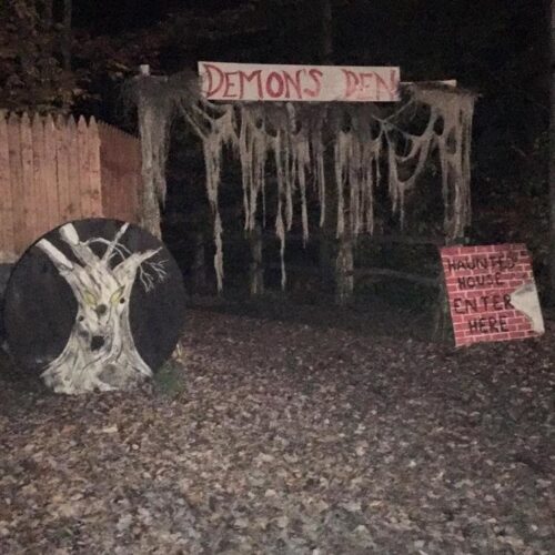 Demon Acres Haunted House & Hayride