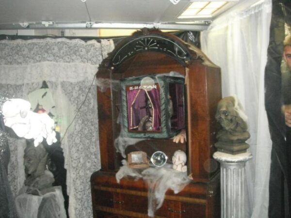 Mistress Yvonne's Annual Haunted House