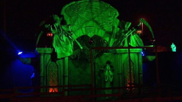 The Crypt Haunted Attractions-Crypt/Asylum/ Chaos